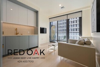 6401 Wilshire Blvd in Los Angeles, CA - Building Photo - Building Photo
