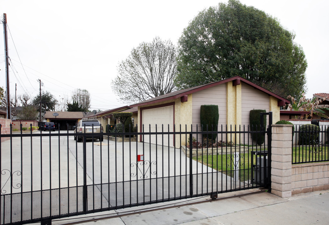 1124 Larimore Ave in La Puente, CA - Building Photo