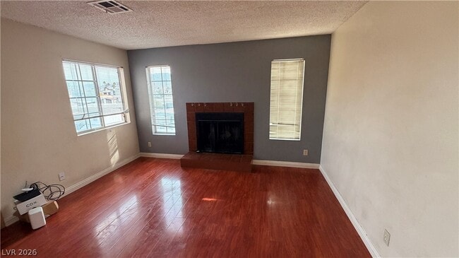 2754 Aarondavid Dr in Las Vegas, NV - Building Photo - Building Photo