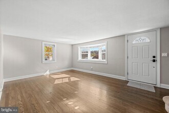 3 Buttonwood Ave in Malvern, PA - Building Photo - Building Photo