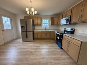 24 Burma Rd in Marlboro, NY - Building Photo - Building Photo