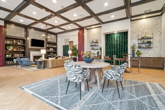 Lusso in Columbus, OH - Building Photo - Building Photo