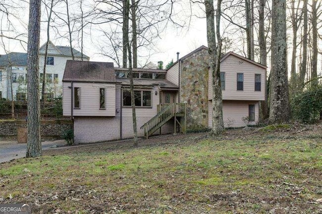 4330 Laurel Summit Ct in Smyrna, GA - Foto de edificio - Building Photo
