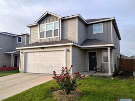 6214 Windy Grn in San Antonio, TX - Building Photo