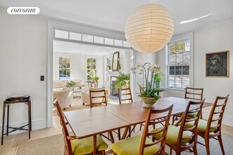 29 Henry St in Sag Harbor, NY - Building Photo - Building Photo