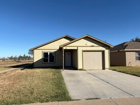 1301 E 16th St in Lubbock, TX - Building Photo