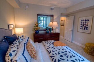 8137 Tumblestone Ct-Unit -1121 in Delray Beach, FL - Building Photo - Building Photo