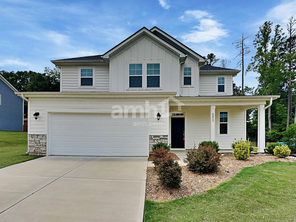 4925 Wilcrest Ct in Gastonia, NC - Foto de edificio
