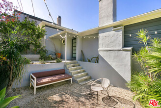 2818 Effie St in Los Angeles, CA - Building Photo - Building Photo