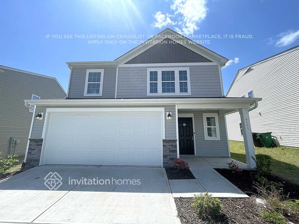 4101 Autumn Frost Trl in Charlotte, NC - Building Photo
