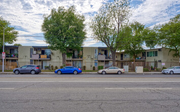 The O'Linda in Sun Valley, CA - Building Photo - Primary Photo