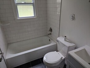 9871 Vickie Pl in St. Louis, MO - Building Photo - Building Photo