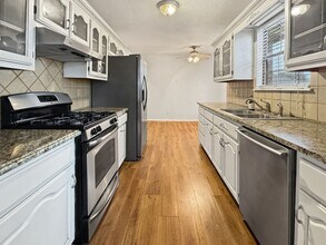 8020 S 88th E Ave in Tulsa, OK - Building Photo - Building Photo