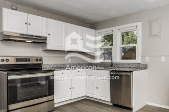 609 W 33rd St in Anderson, IN - Foto de edificio - Building Photo