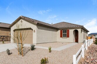 10410 W Beaman Ln in Marana, AZ - Building Photo - Building Photo