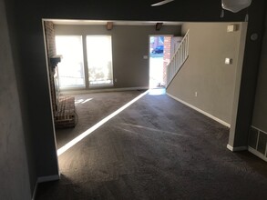 455-457-457 Maple Grove Way in Columbia, MO - Building Photo - Building Photo