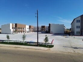 315 Dorel Drive in Laredo, TX - Building Photo