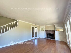 2828 Tiffany W Way in Sacramento, CA - Building Photo - Building Photo