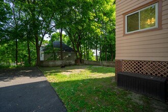 1213 Madison St in Syracuse, NY - Building Photo - Building Photo