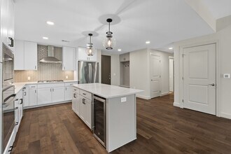 2511 Willowick Rd in Houston, TX - Building Photo - Building Photo