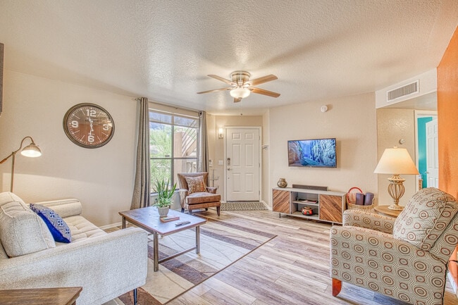 6655 N Canyon Crest Dr, Unit SI ID1515885P in Tucson, AZ - Foto de edificio - Building Photo