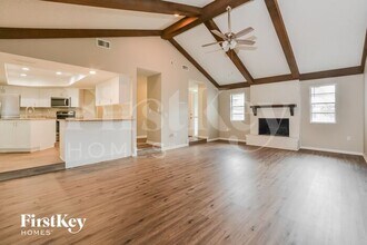 2008 Brentwood Dr in Auburndale, FL - Building Photo - Building Photo