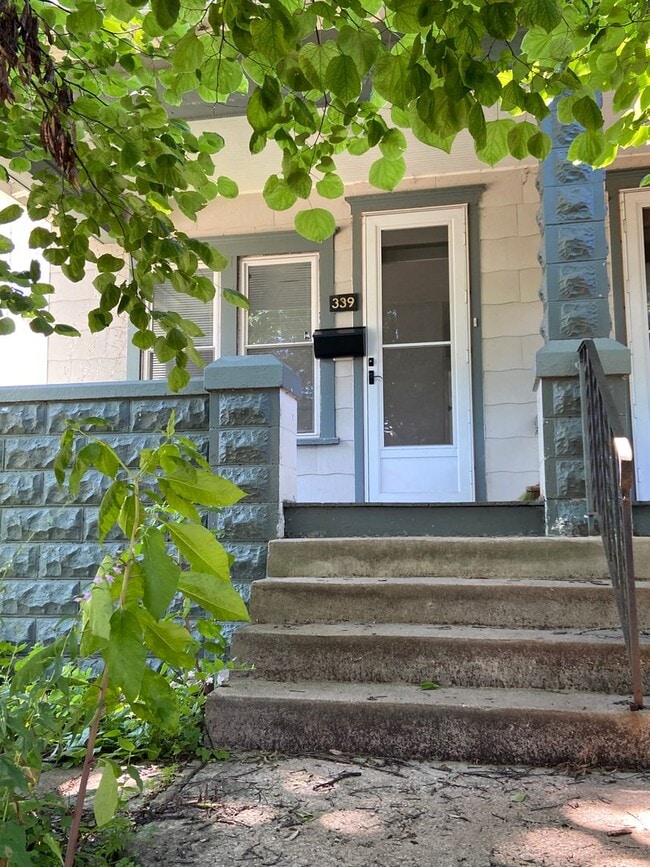 337-339-339 E Mithoff St in Columbus, OH - Building Photo - Building Photo