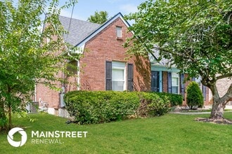 6605 Six Mile Ln in Louisville, KY - Building Photo - Building Photo