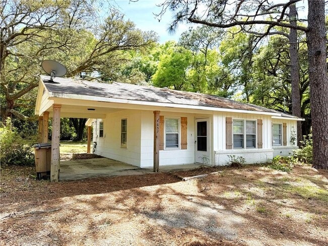 4657 Barbara Mitchell Dr in Mobile, AL - Building Photo - Building Photo