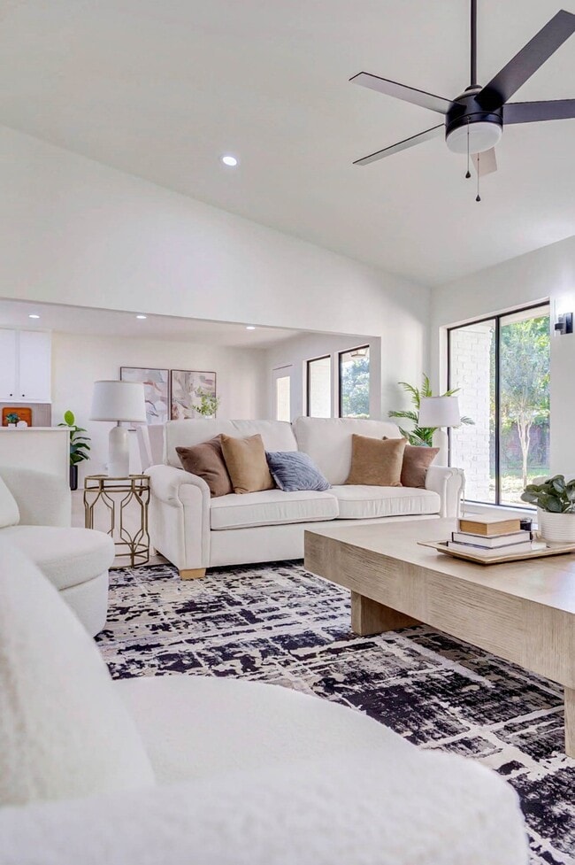 property at 10303 Chevy Chase Dr