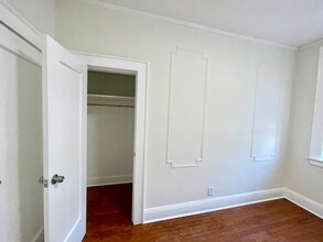 1 Noll Pl in Newark, NJ - Building Photo - Building Photo