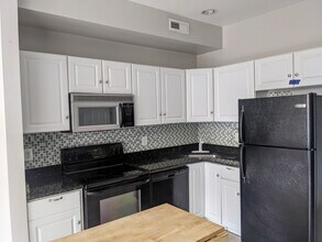 1414 3rd St NW, Unit 1 in Washington, DC - Building Photo - Building Photo