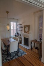 2302 Stuart Ave-Unit -A-UP in Richmond, VA - Building Photo - Building Photo