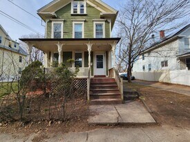317 Bassett St in New Haven, CT - Building Photo