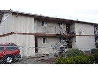 1332 Chestnut St in Everett, WA - Foto de edificio - Building Photo