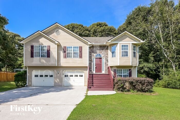 530 Sanford Creek Ln in Lawrenceville, GA - Building Photo