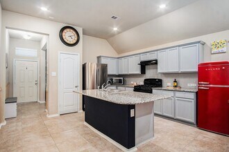 7043 Birnam Garden Lane in Houston, TX - Building Photo - Building Photo