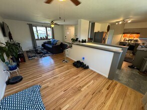 1627 S Yarrow Ct in Lakewood, CO - Building Photo - Building Photo