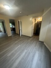 1245 E 86th St in Cleveland, OH - Building Photo - Building Photo