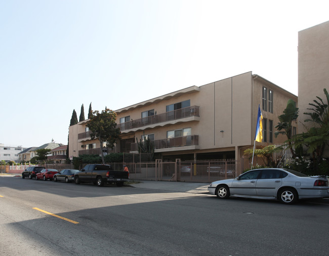 440 S Oxford Ave in Los Angeles, CA - Foto de edificio - Building Photo