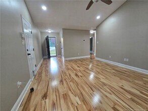 501 Mildenhill Rd in Hope Mills, NC - Building Photo - Building Photo