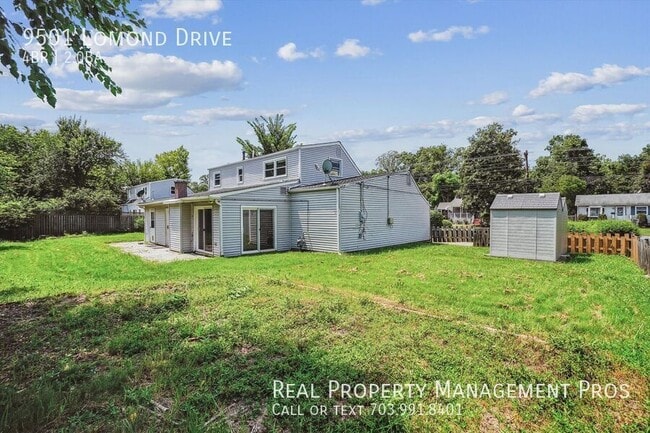 9501 Lomond Dr in Manassas, VA - Building Photo - Building Photo
