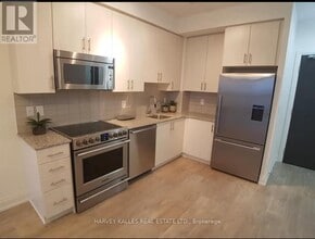 3600 Hwy 7 W in Vaughan, ON - Building Photo - Building Photo