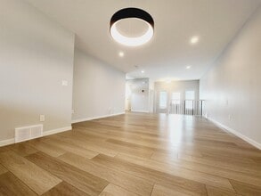 22330-2292A 92a Ave NW in Edmonton, AB - Building Photo - Building Photo