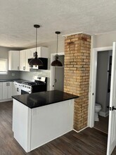 2721 Woodbridge Ave in Cleveland, OH - Building Photo - Building Photo