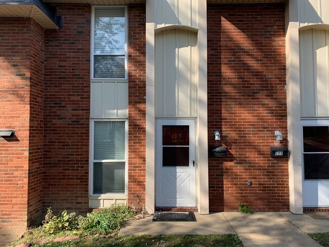 property at 109 College Park Dr