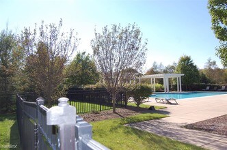 5706 Hampshire Ln in Ypsilanti, MI - Building Photo - Building Photo