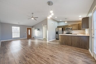 120 Hodge St in Charlestown, IN - Building Photo - Building Photo