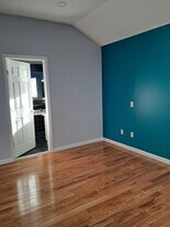 17 Gaetano Ln in Coram, NY - Building Photo