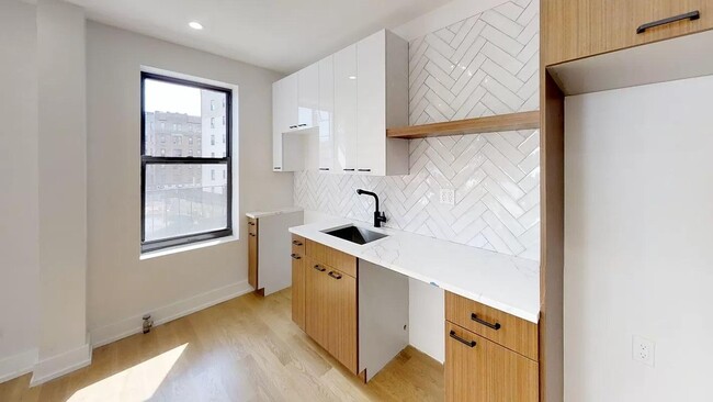 property at 12 Crown St